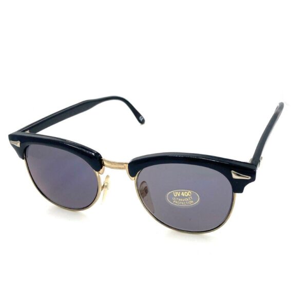Solglasögon svarta med svart lins och guld detaljer